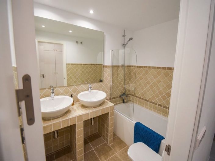 Image No.27-2 Bed Apartment for sale