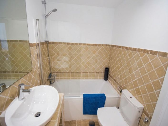 Image No.29-2 Bed Apartment for sale