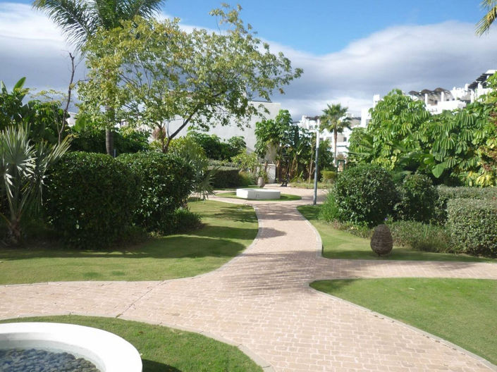 Image No.40-Appartement de 2 chambres à vendre à Estepona