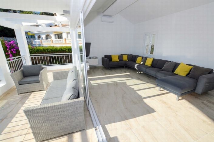 Image No.5-6 Bed Villa for sale