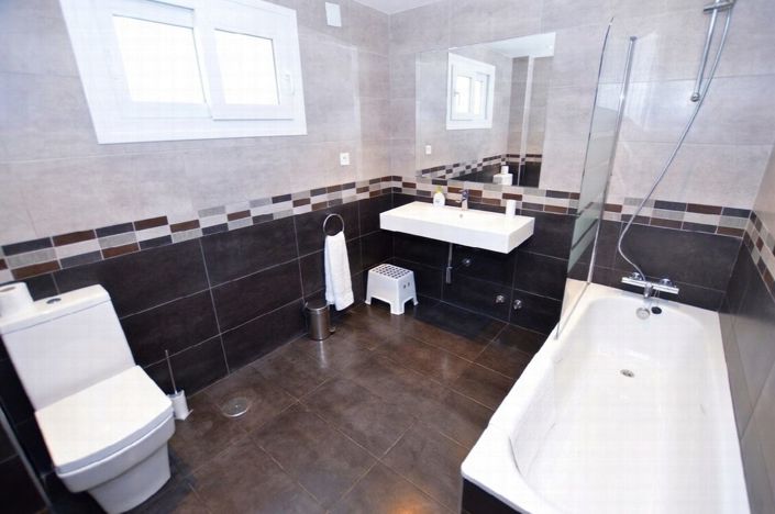 Image No.31-6 Bed Villa for sale