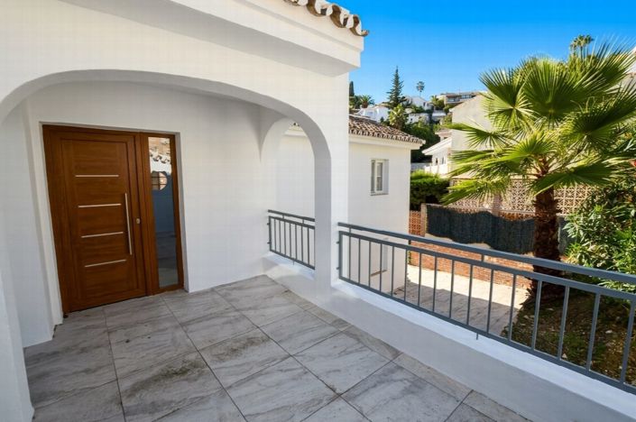 Image No.35-6 Bed Villa for sale