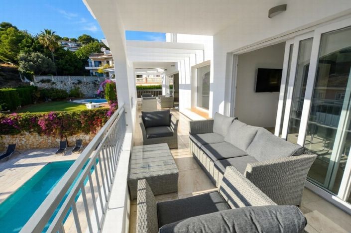 Image No.8-6 Bed Villa for sale