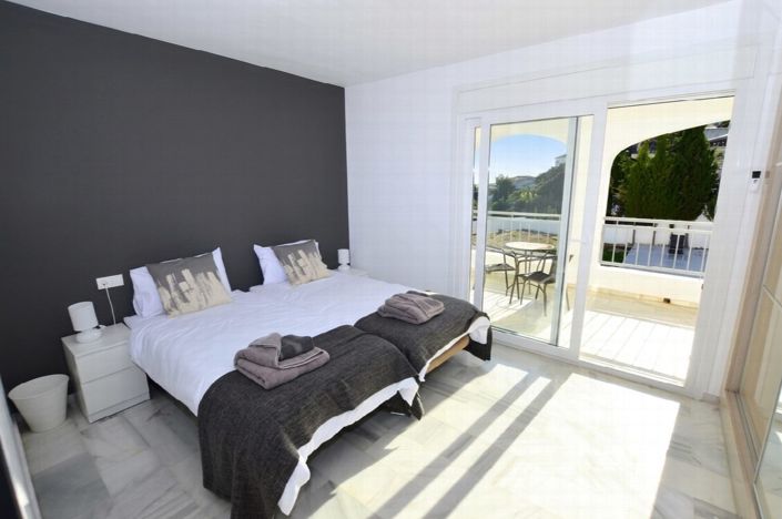 Image No.22-6 Bed Villa for sale