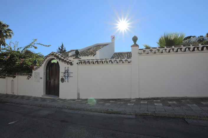 Image No.33-6 Bed House for sale