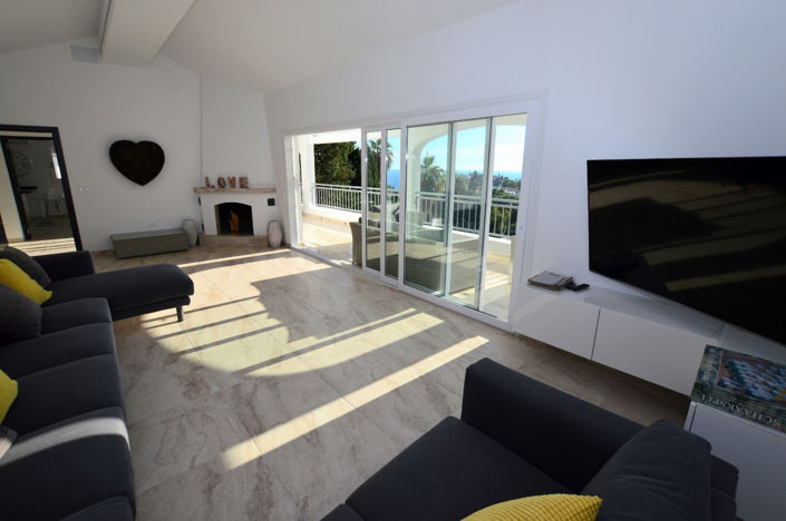 Image No.4-6 Bed House for sale