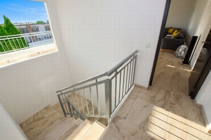 Image No.9-6 Bed Villa for sale