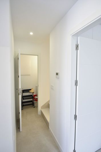 Image No.42-3 Bed Villa for sale