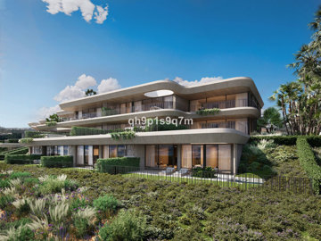 1 - Casares, Property