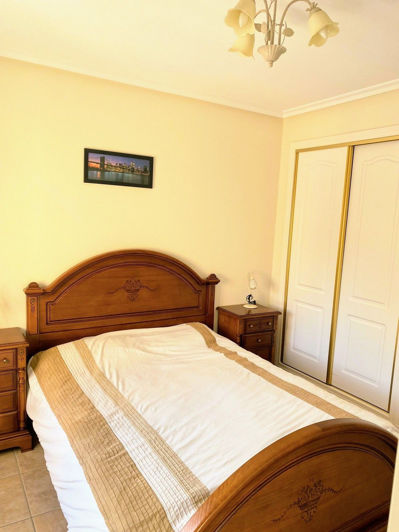 Image No.11-3 Bed House for sale