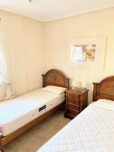 Image No.14-3 Bed House for sale