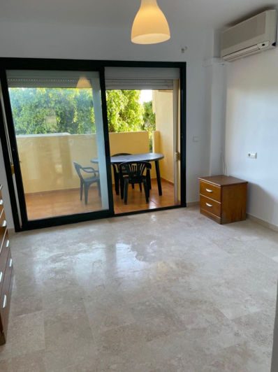 Image No.5-Appartement de 3 chambres à vendre à Estepona