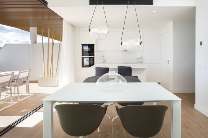 Image No.21-2 Bed Property for sale