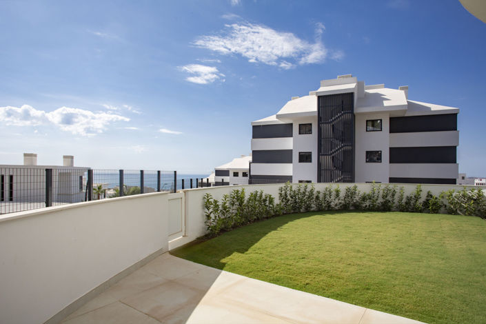 Image No.33-2 Bed Property for sale