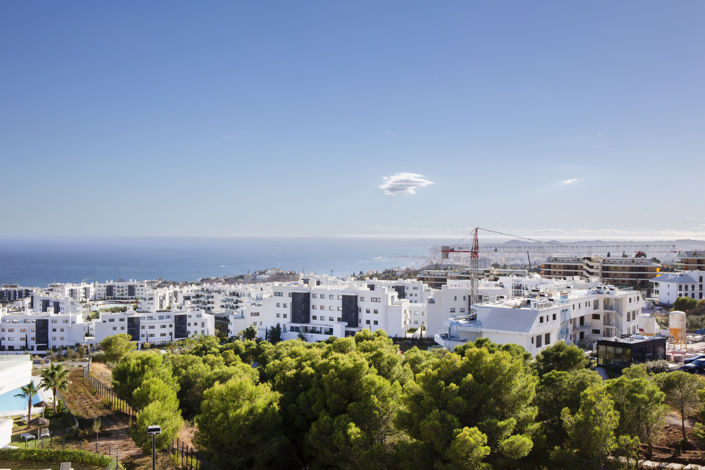 Image No.40-2 Bed Property for sale