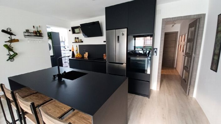 Image No.13-3 Bed Apartment for sale