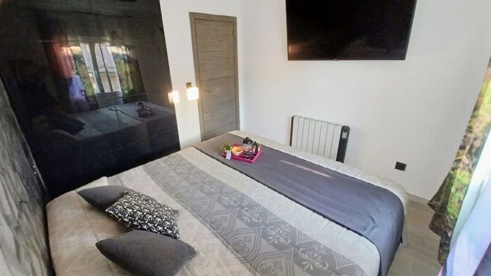 Image No.18-3 Bed Apartment for sale