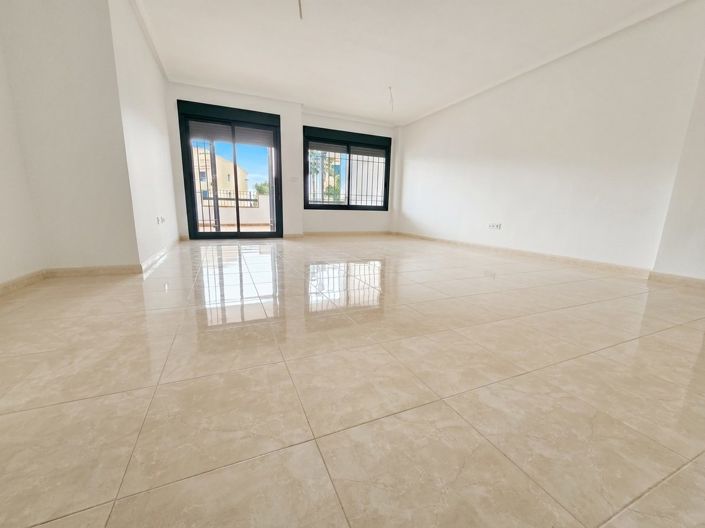 Image No.18-2 Bed Apartment for sale