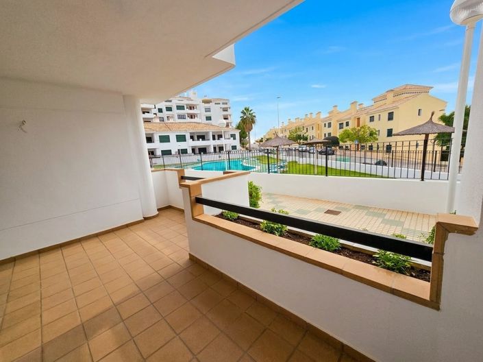 Image No.20-2 Bed Apartment for sale