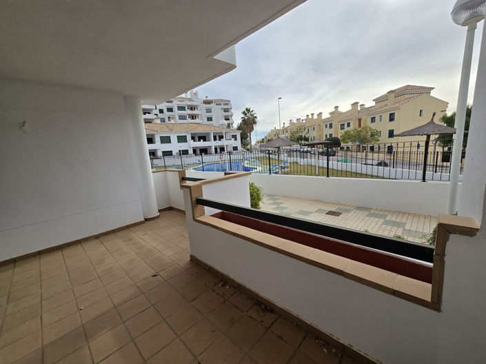 Image No.20-2 Bed Apartment for sale