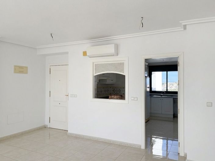 Image No.21-2 Bed Apartment for sale