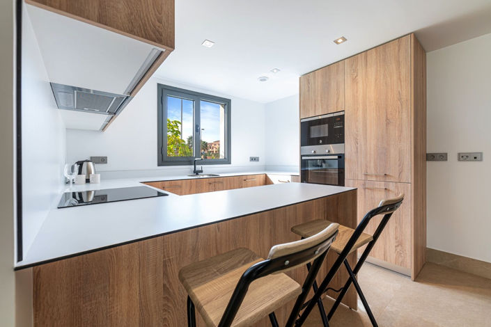 Image No.7-3 Bed Apartment for sale