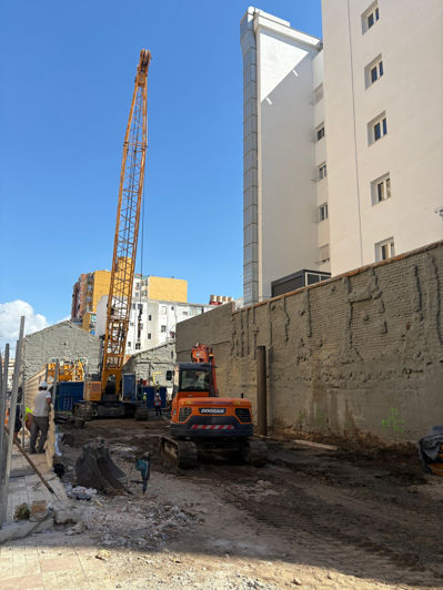 Image No.16-2 Bed Property for sale