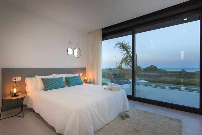 Image No.19-3 Bed House for sale