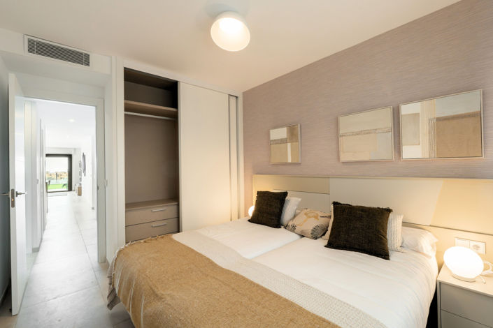 Image No.29-2 Bed Property for sale
