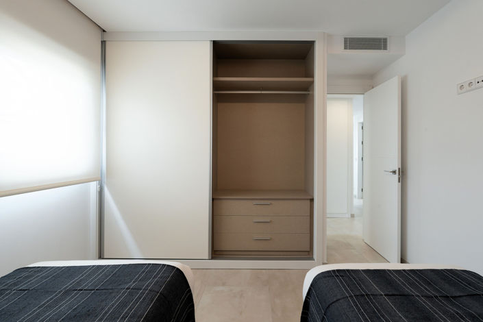 Image No.31-2 Bed Property for sale