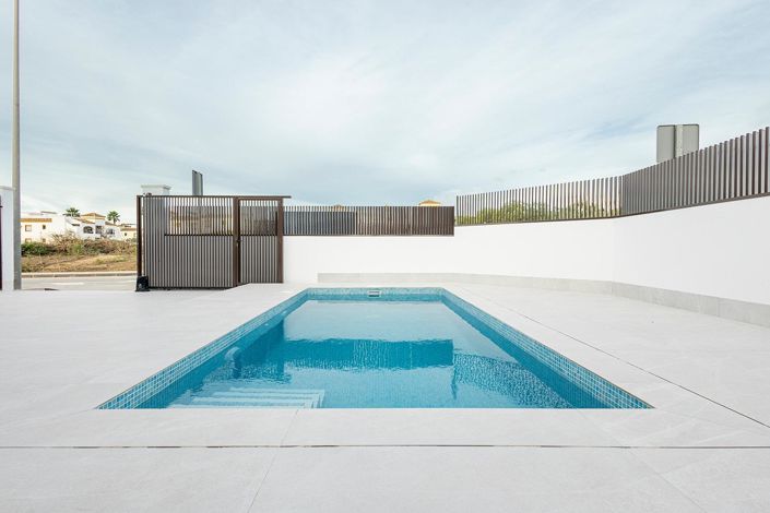 Image No.13-2 Bed Villa for sale