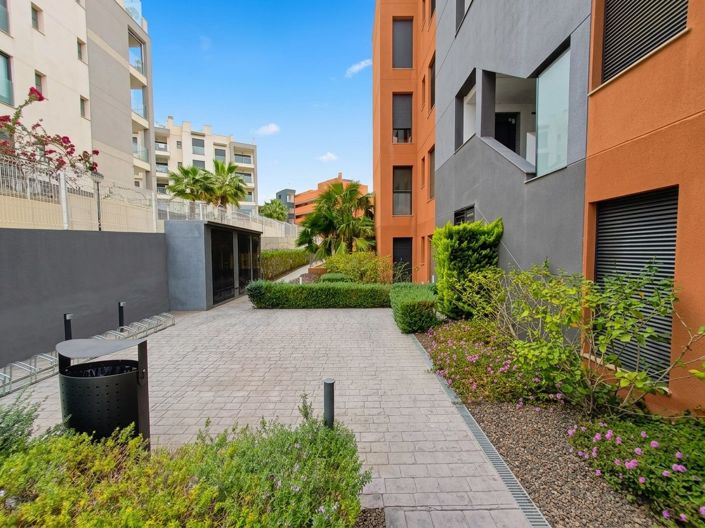 Image No.24-2 Bed Apartment for sale