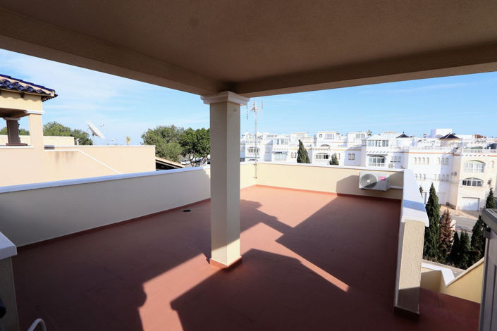 Image No.21-3 Bed House for sale