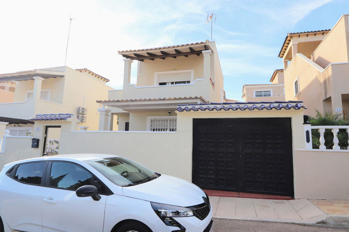 Image No.34-3 Bed House for sale
