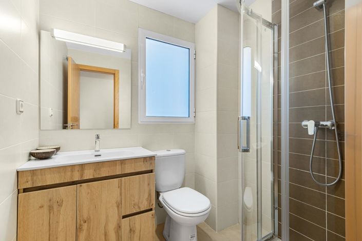 Image No.41-2 Bed Apartment for sale