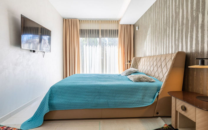 Image No.11-4 Bed House for sale