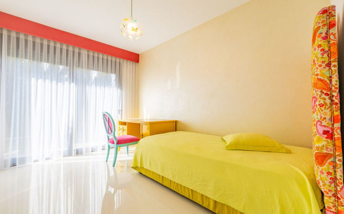 Image No.15-4 Bed House for sale