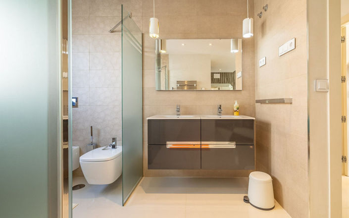 Image No.22-4 Bed House for sale