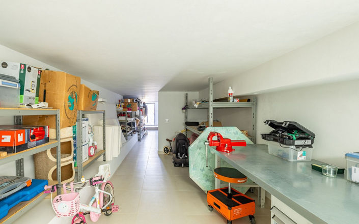 Image No.35-4 Bed House for sale