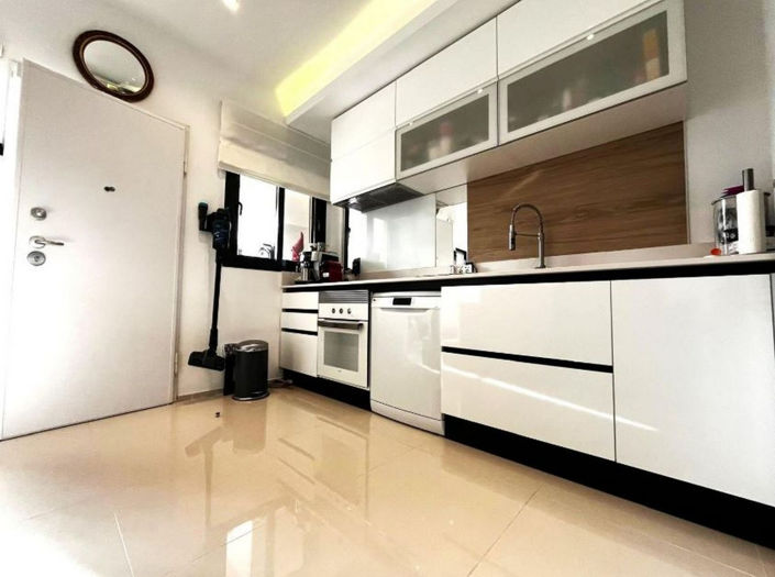 Image No.9-2 Bed Apartment for sale