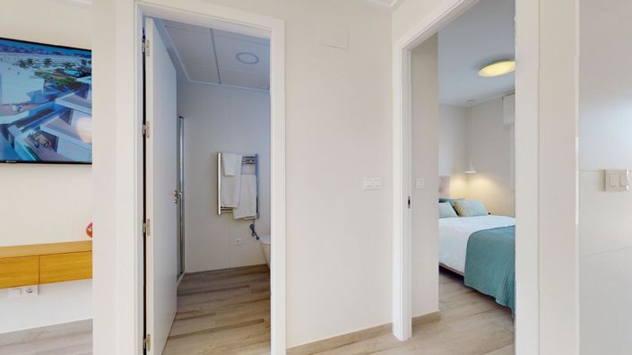 Image No.47-3 Bed Property for sale