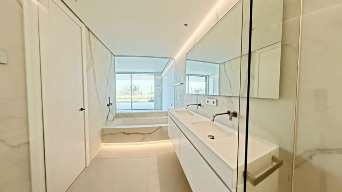 Image No.19-2 Bed Property for sale
