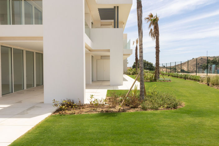 Image No.24-2 Bed Property for sale
