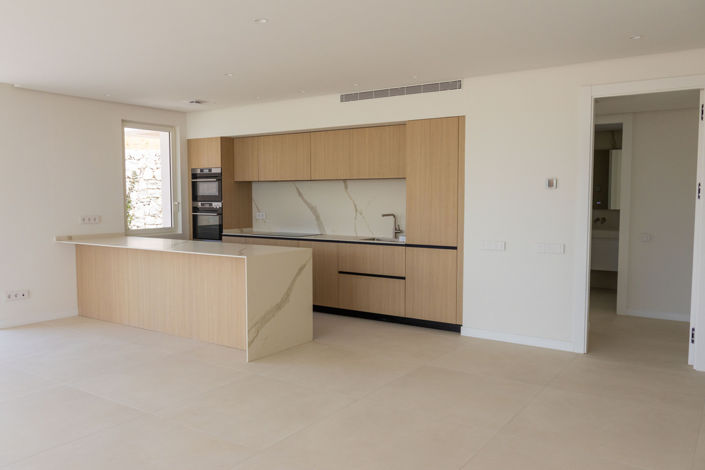 Image No.26-2 Bed Property for sale