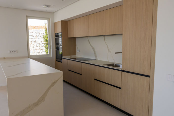 Image No.27-2 Bed Property for sale