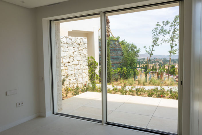 Image No.28-2 Bed Property for sale