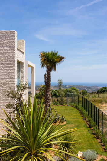 Image No.32-2 Bed Property for sale