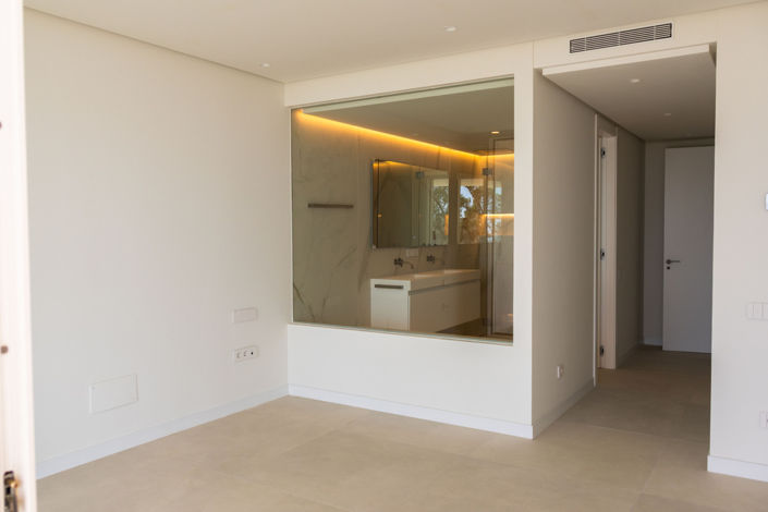 Image No.8-2 Bed Property for sale