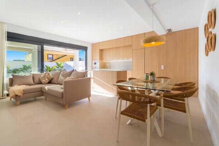 Image No.4-3 Bed Villa for sale