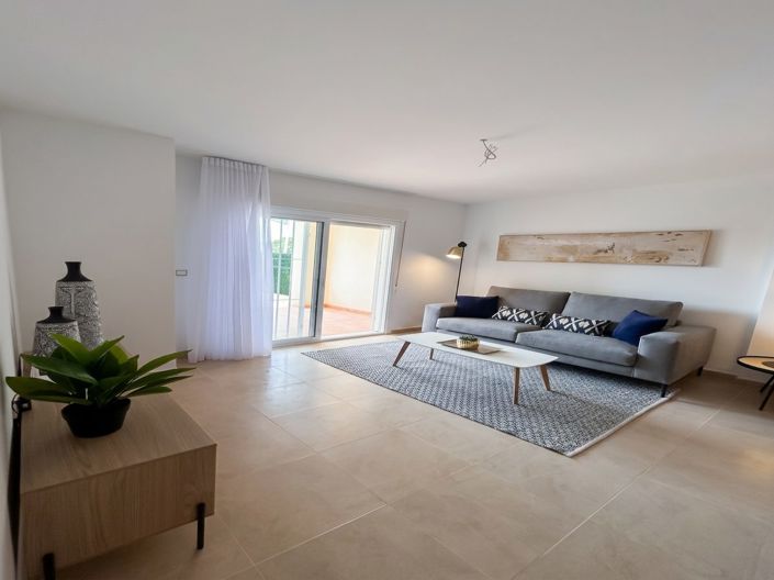 Image No.10-2 Bed Apartment for sale